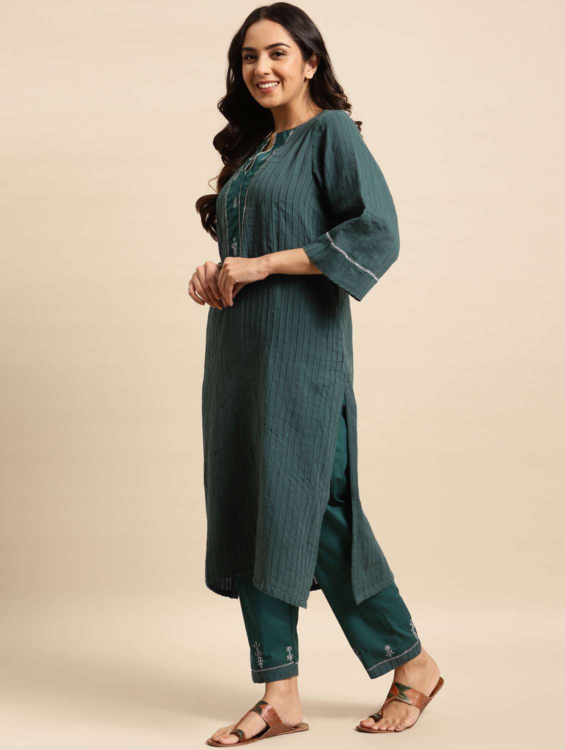 women solid three quarter sleeve kurta pant set - 21975119 -  Standard Image - 2