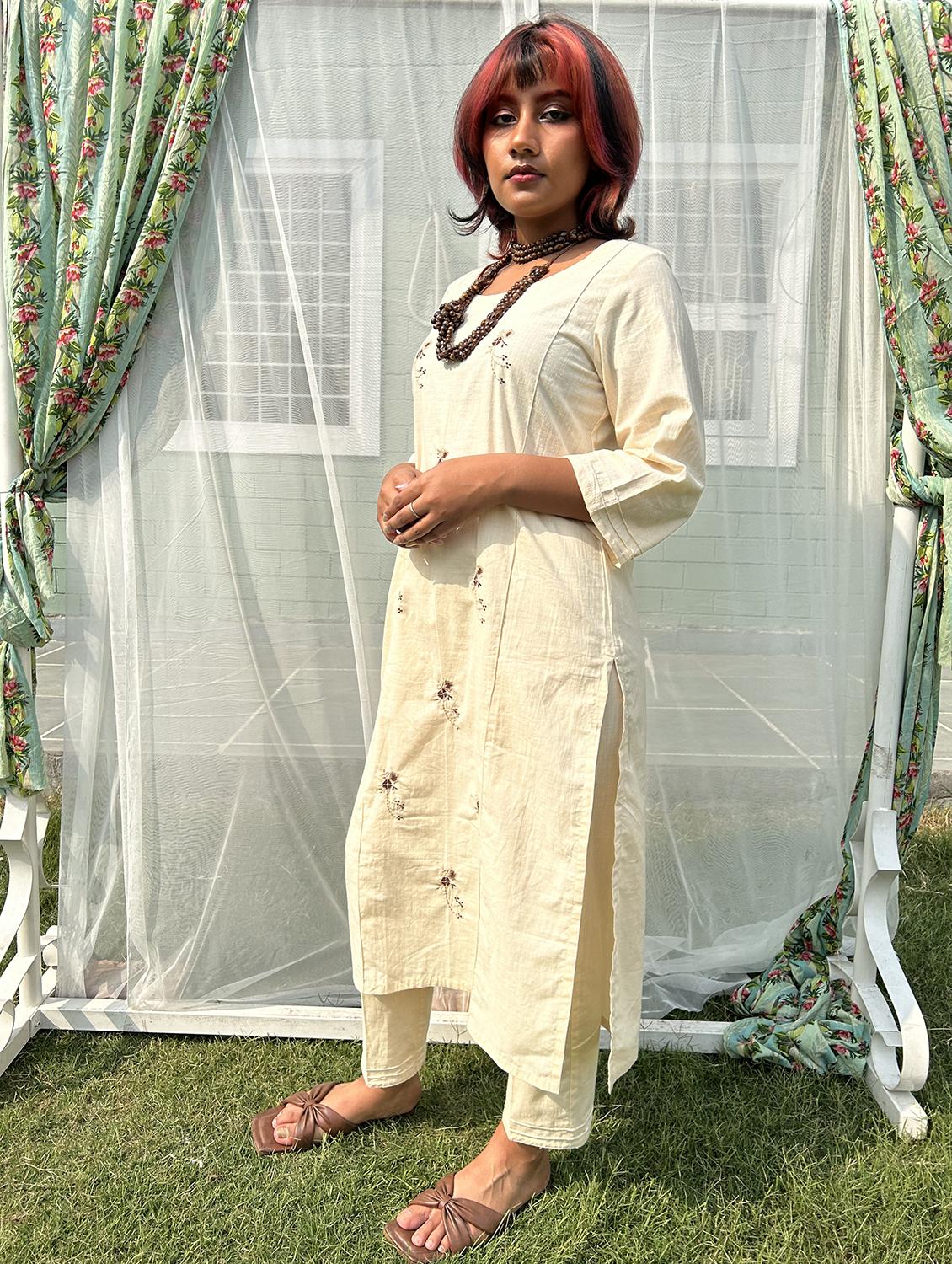 women three quarter sleeve kurta pant with dupatta set - 21975147 - Standard Image - 2
