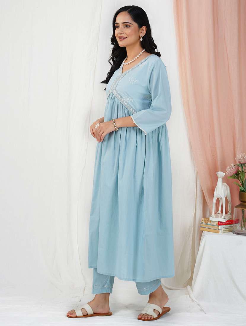 women three quarter sleeve kurta pant with dupatta set - 21975148 -  Standard Image - 2