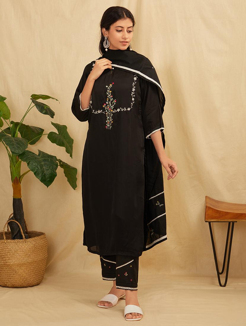 women three quarter sleeve kurta pant with dupatta set - 21975167 - Zoom Image - 0