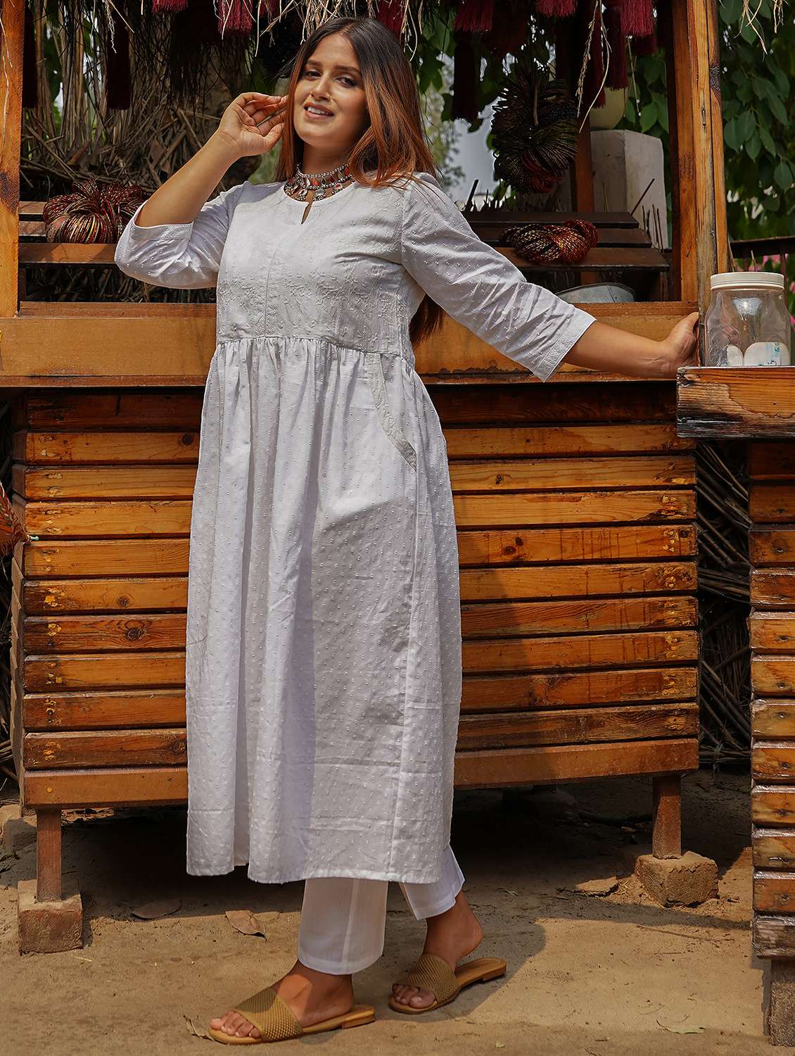 women three quarter sleeve kurta pant with dupatta set - 21975198 - Standard Image - 2