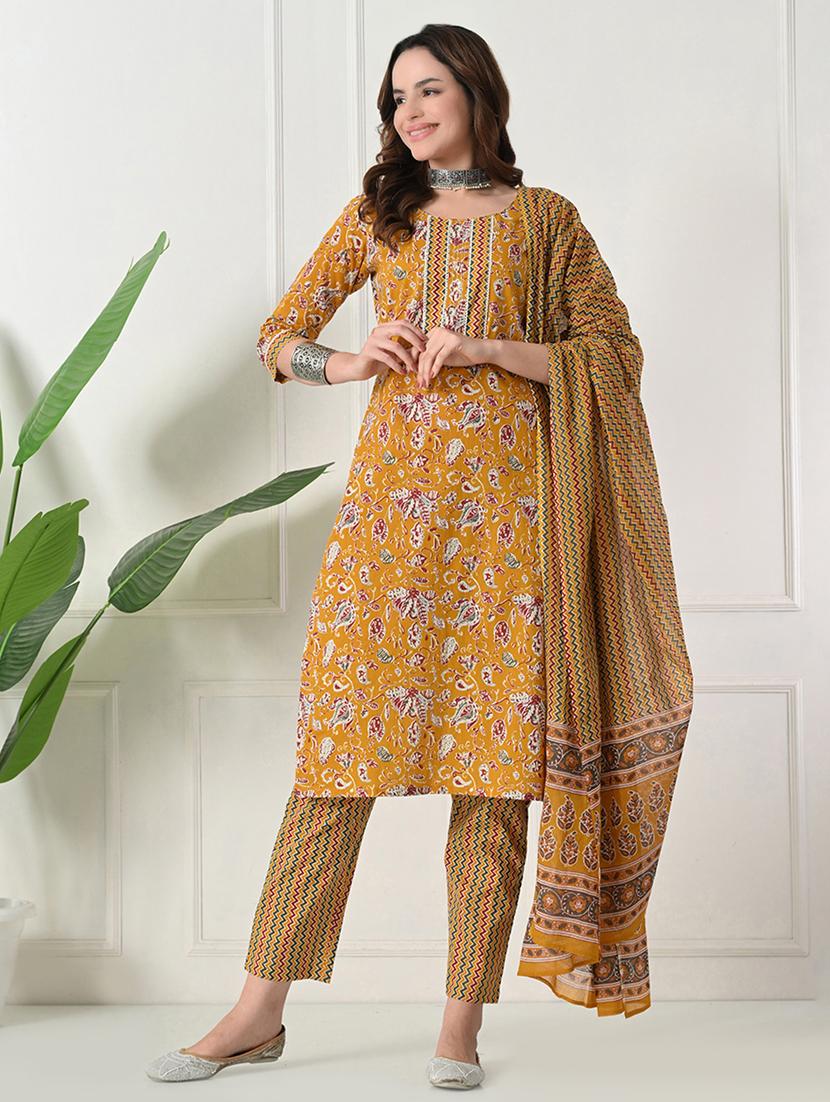 women three quarter sleeve kurta pant with dupatta set - 21975598 - Standard Image - 2