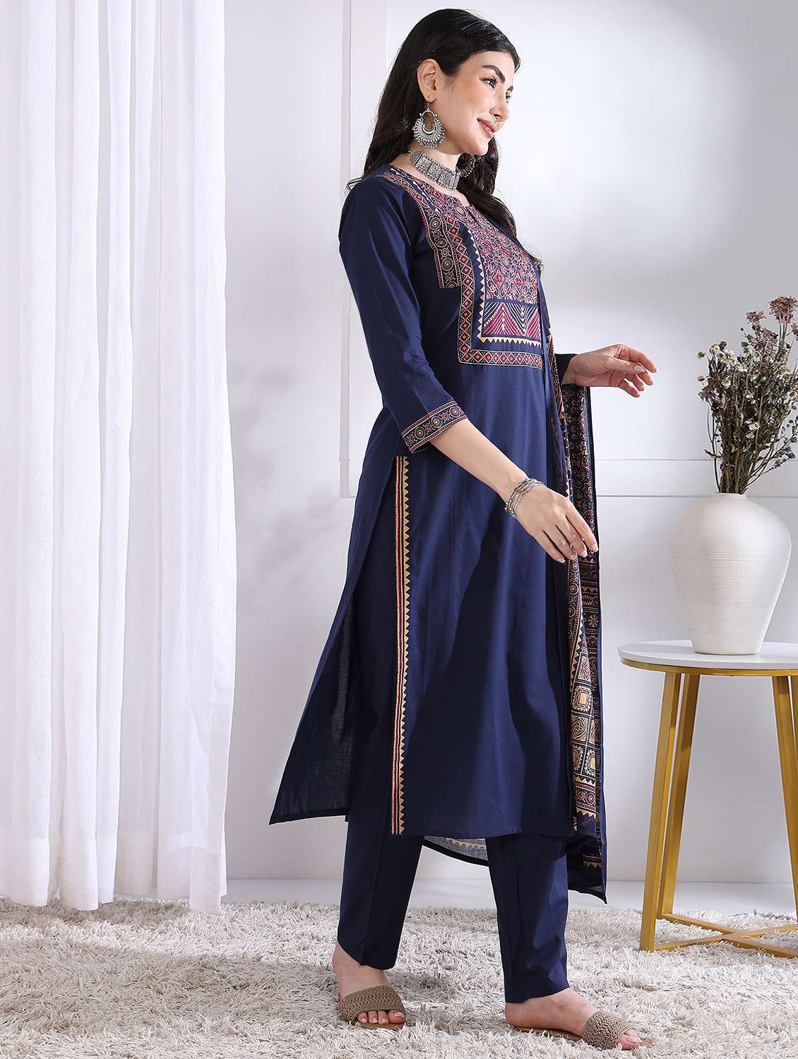 women three quarter sleeve kurta pant with dupatta set - 21975795 -  Standard Image - 2