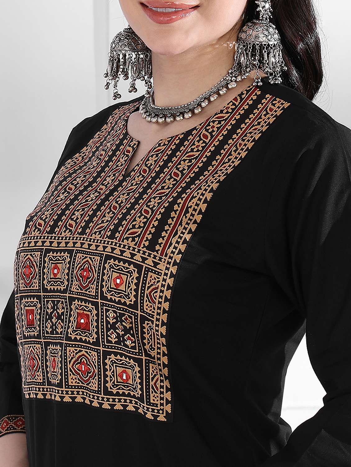 women three quarter sleeve kurta palazzo with dupatta set - 21975799 -  Standard Image - 7