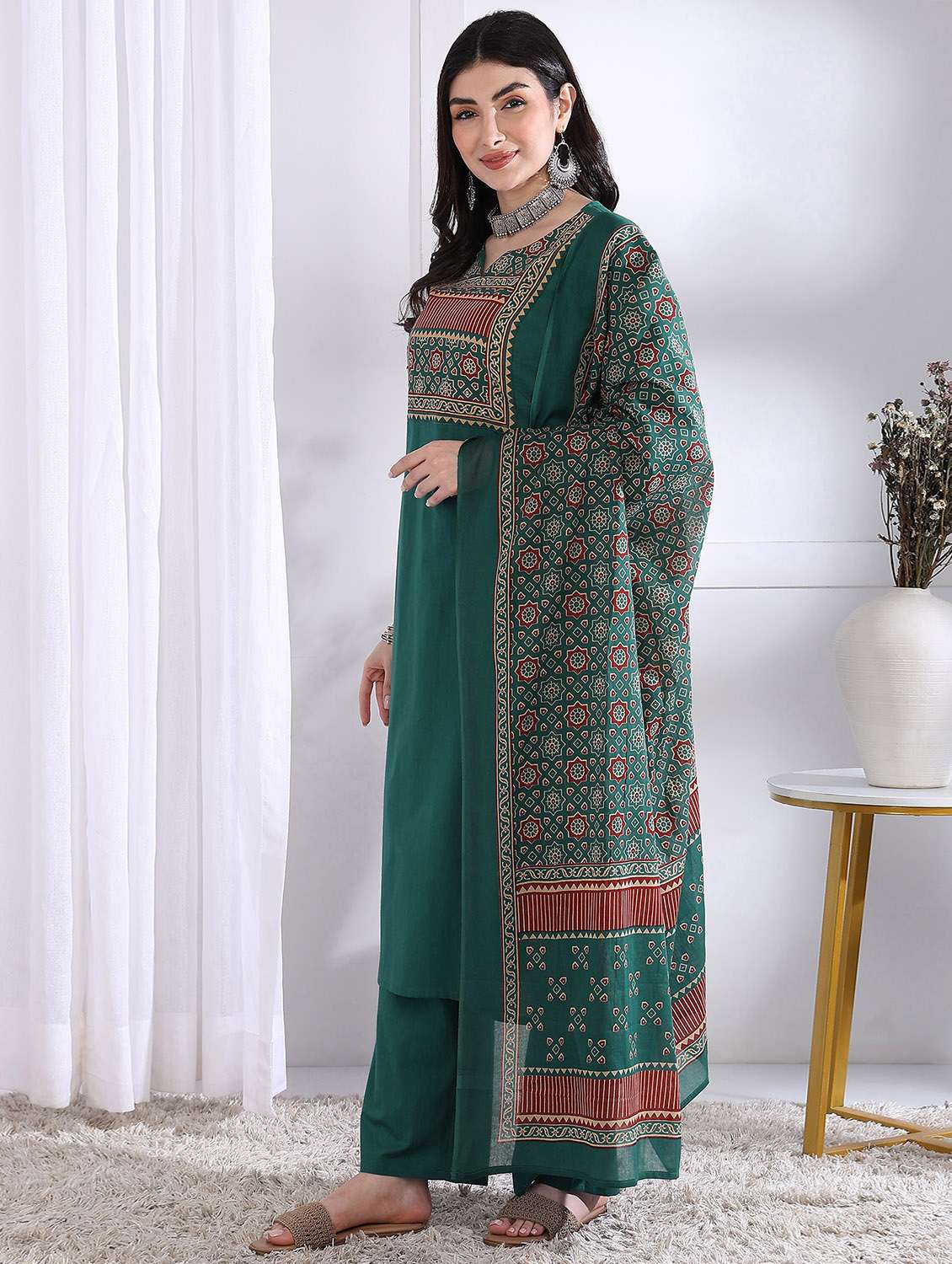 women three quarter sleeve kurta palazzo with dupatta set - 21975800 -  Standard Image - 2