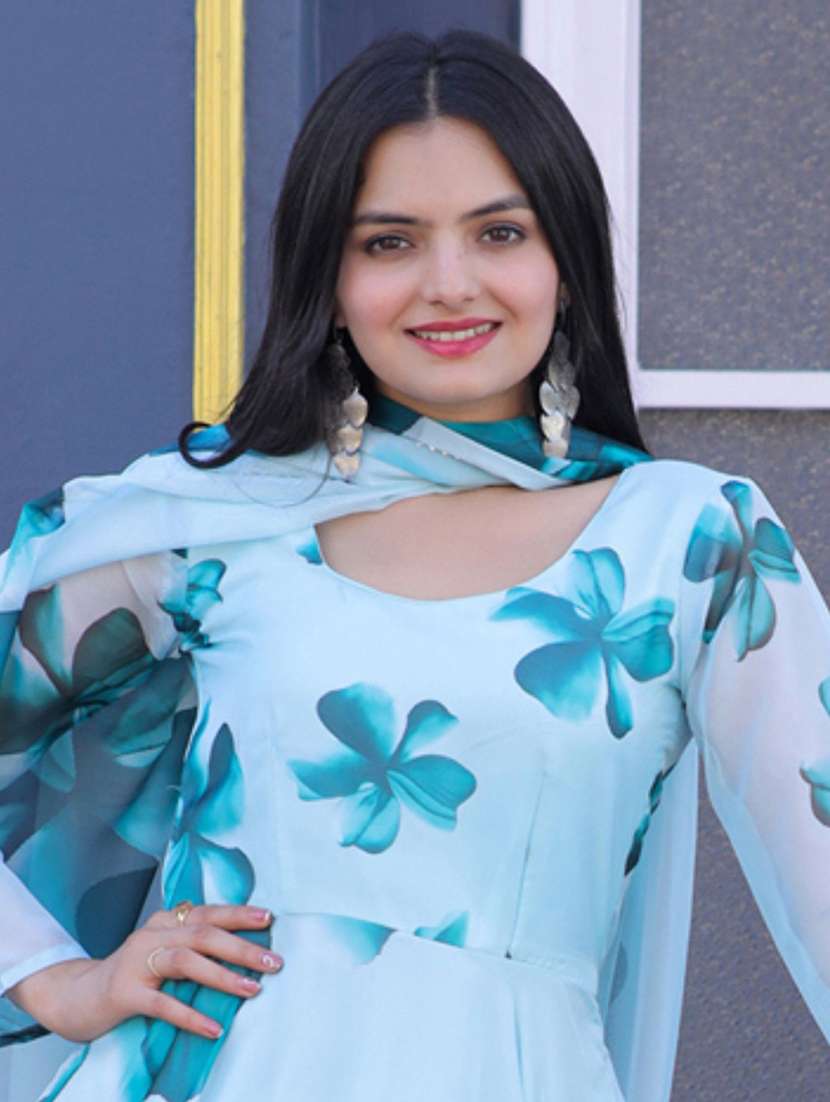 women floral printed long sleeve kurta dupatta set - 21976327 - Standard Image - 2
