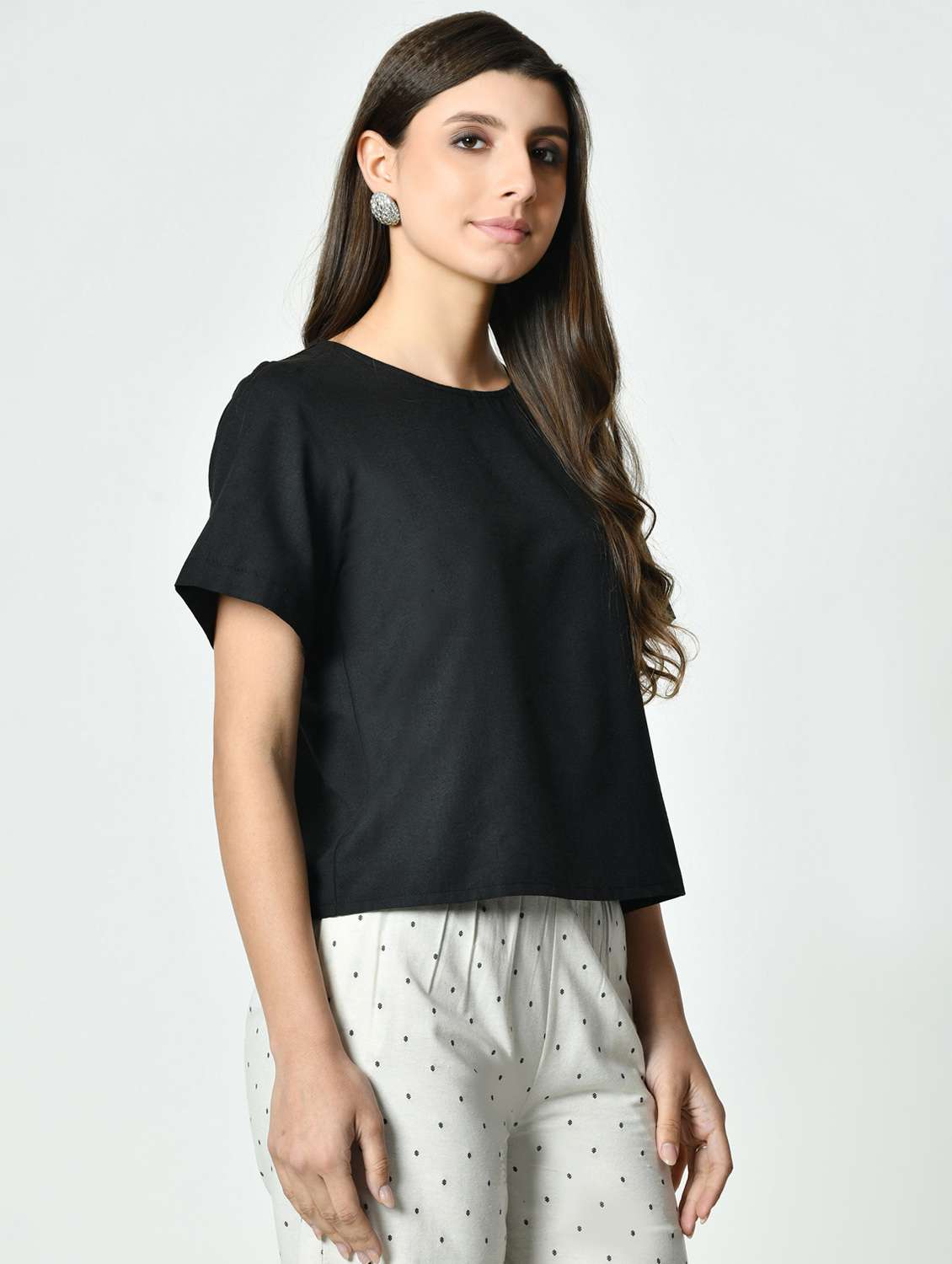 women black solid short sleeve regular top - 21976382 - Standard Image - 2