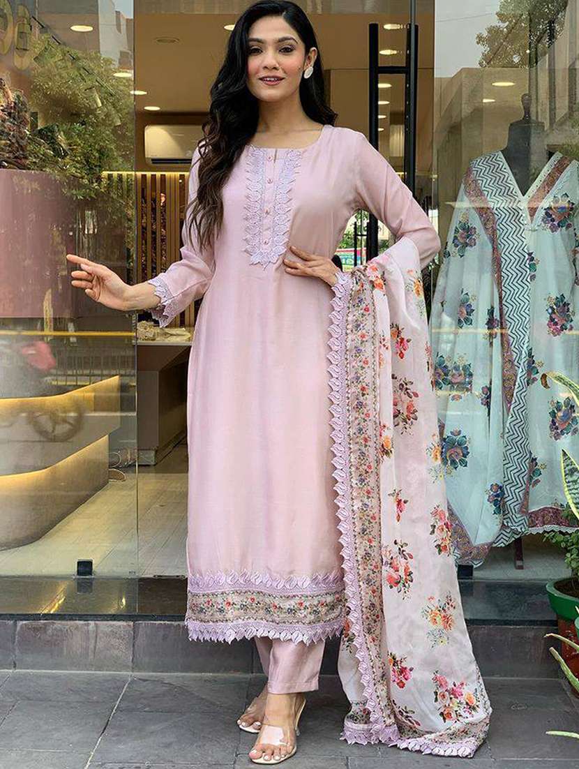 women three quarter sleeve kurta pant with dupatta set - 21976522 - Standard Image - 2