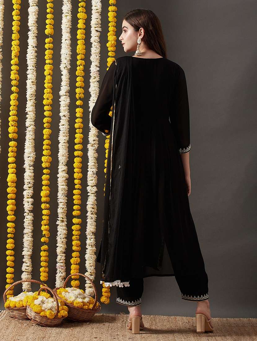 women three quarter sleeve kurta pant with dupatta set - 21976669 -  Standard Image - 2