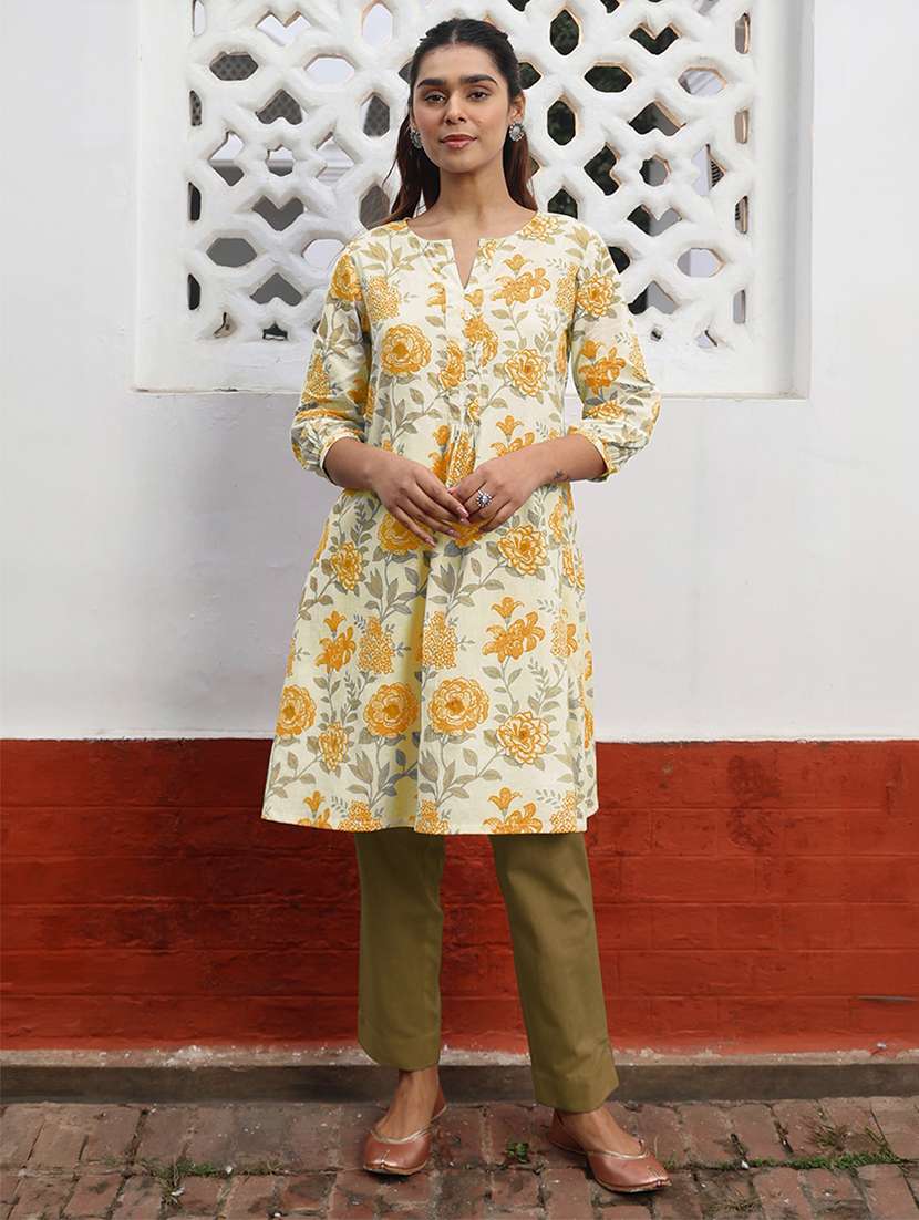 women printed three quarter sleeve a-line kurta - 21977276 -  Standard Image - 2