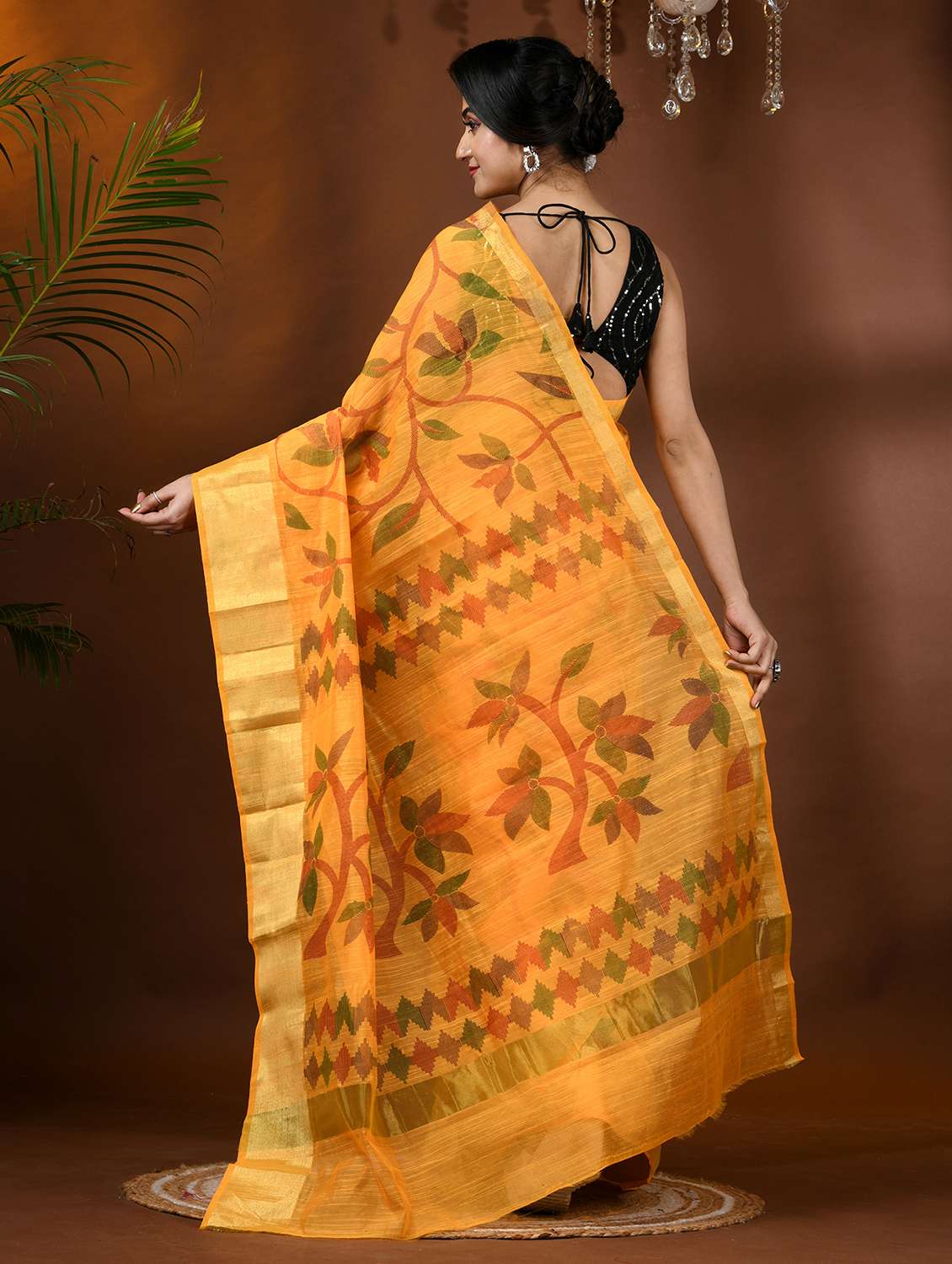 women printed handloom saree with blouse - 21977373 -  Standard Image - 2