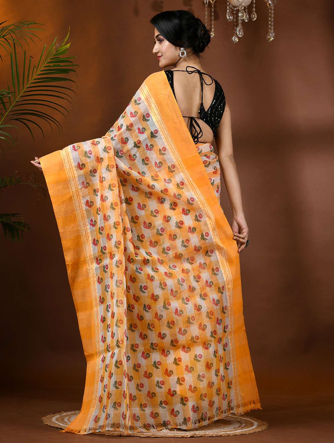 women printed handloom saree - 21977378 -  Standard Image - 2