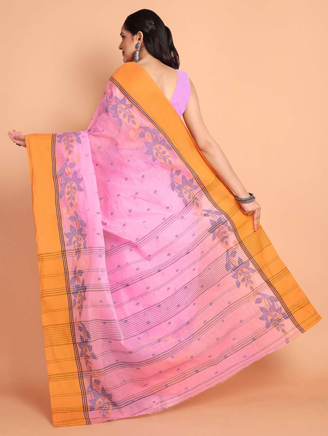 women self design handloom saree - 21977434 -  Standard Image - 2