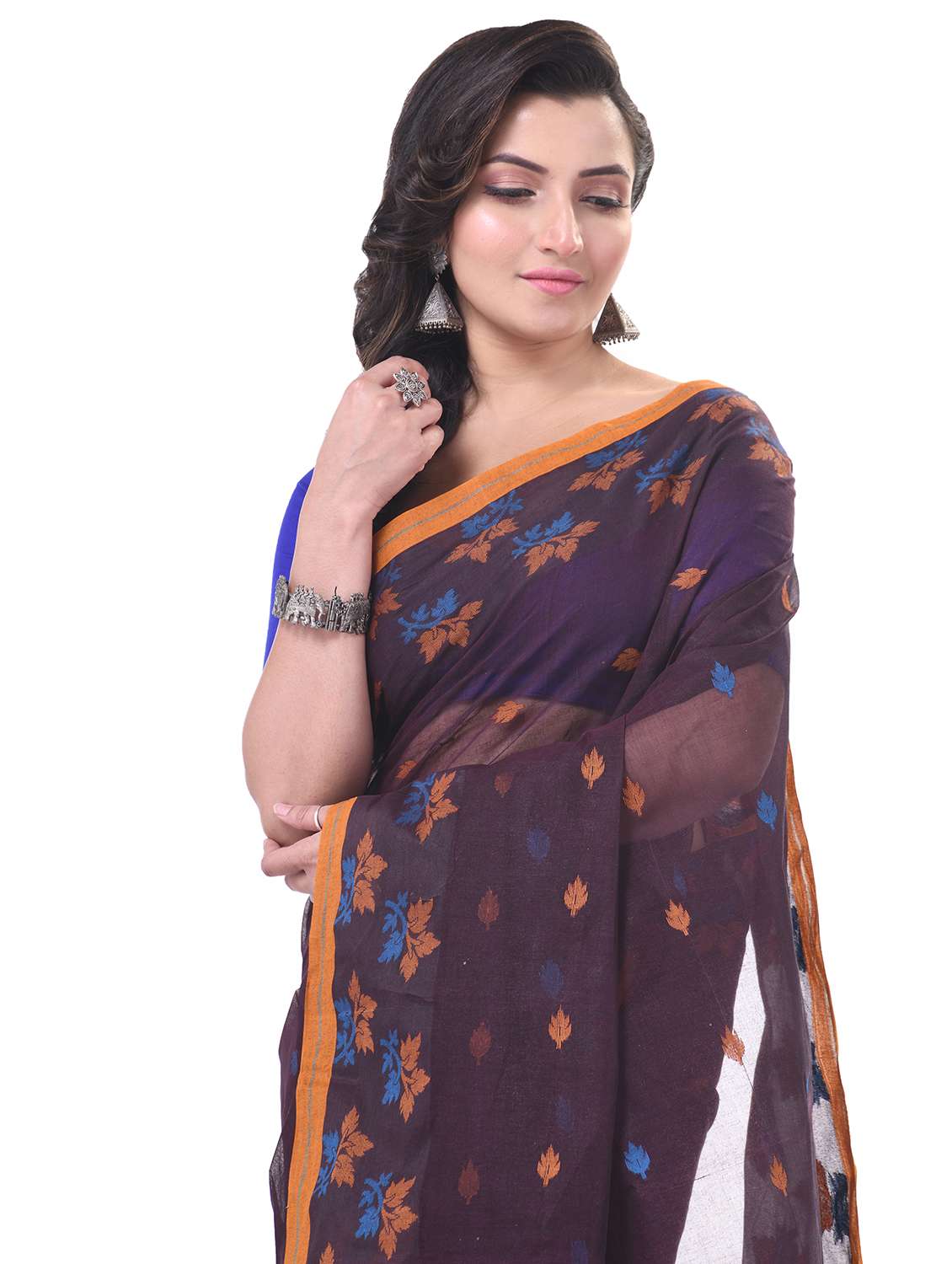 women self design handloom saree - 21977492 -  Standard Image - 2