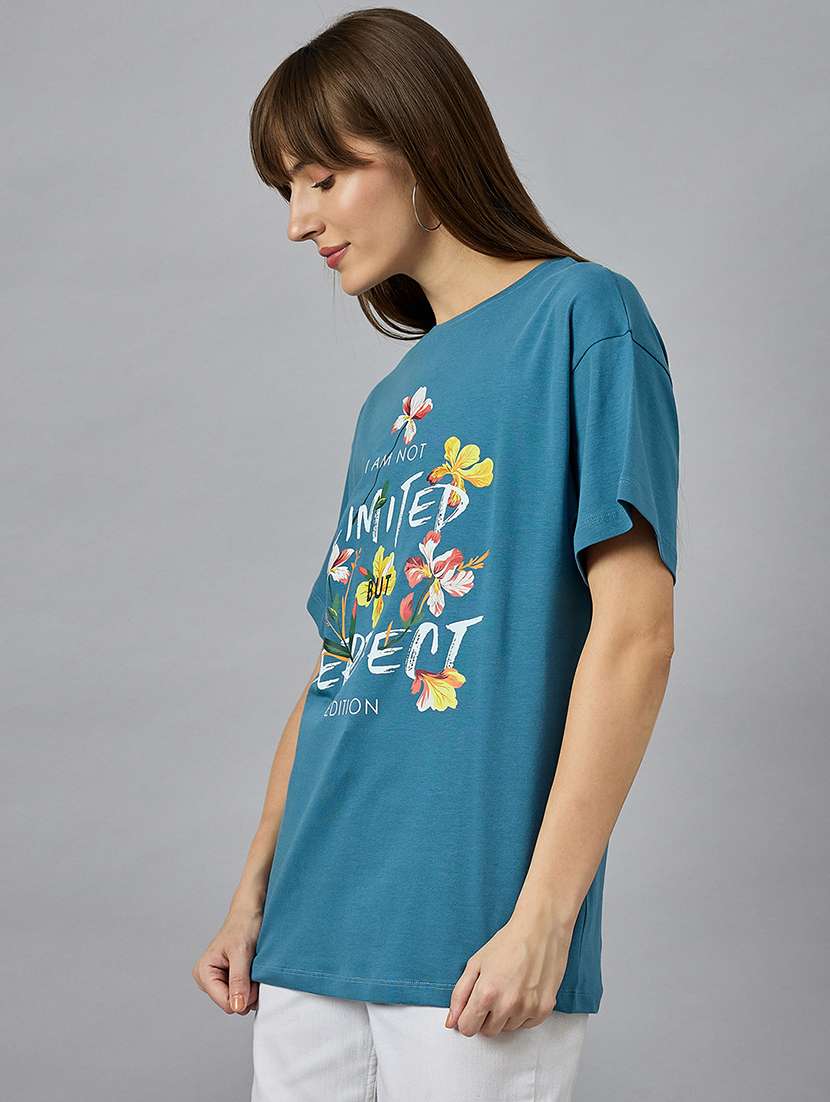 women printed short sleeve oversized t-shirt - 21977832 -  Standard Image - 2