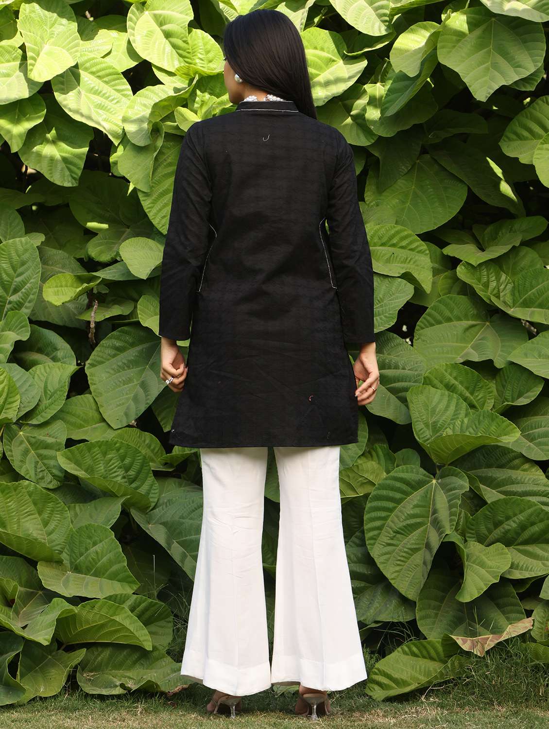 women self design long sleeve straight kurti - 21978021 - Standard Image - 2