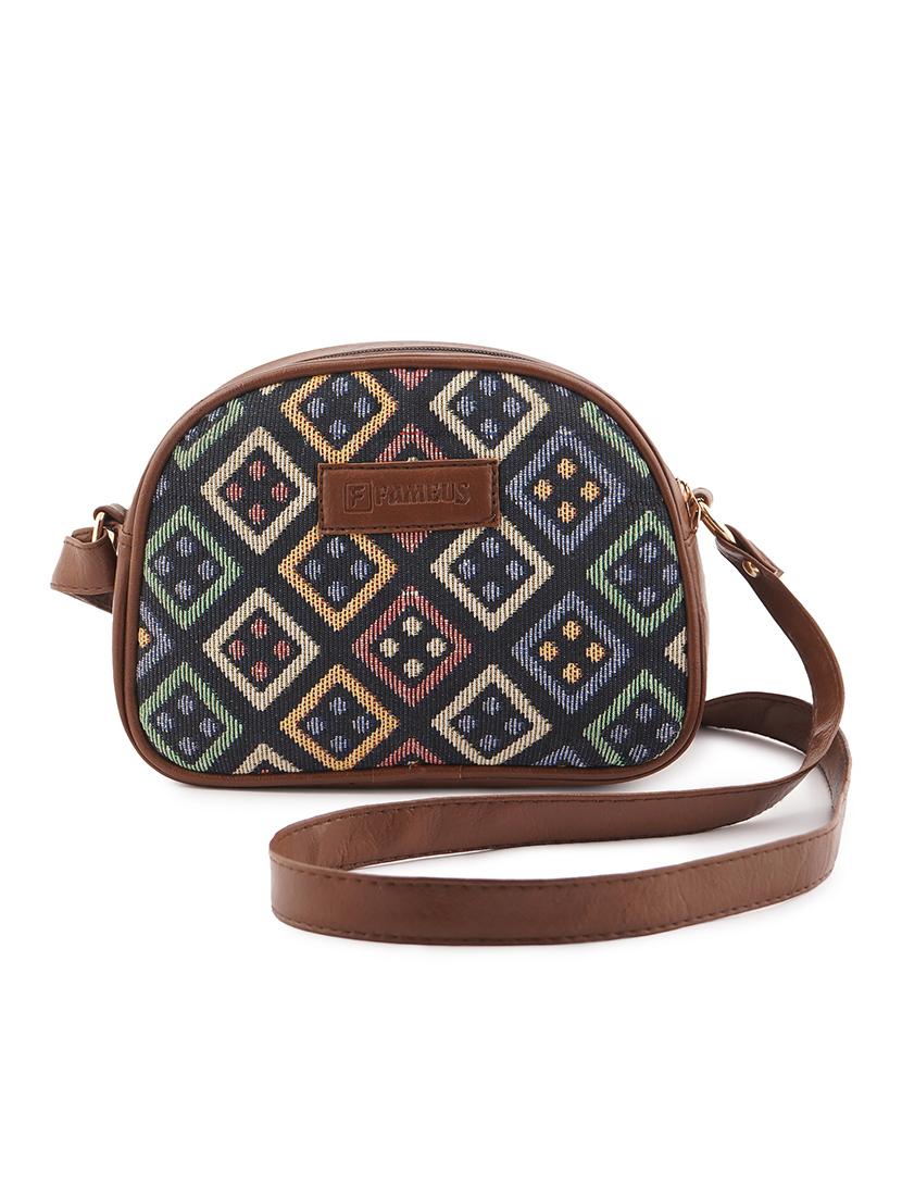 women self design sling bag - 21978038 -  Zoom Image - 0