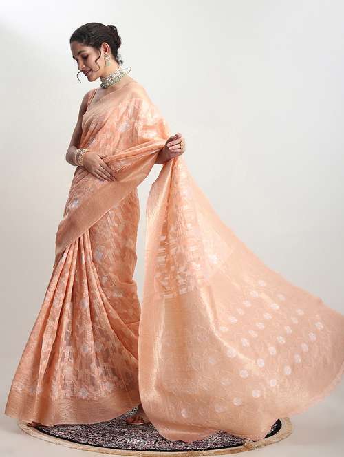 women self design banarasi saree with blouse - 21978324 - Standard Image - 0