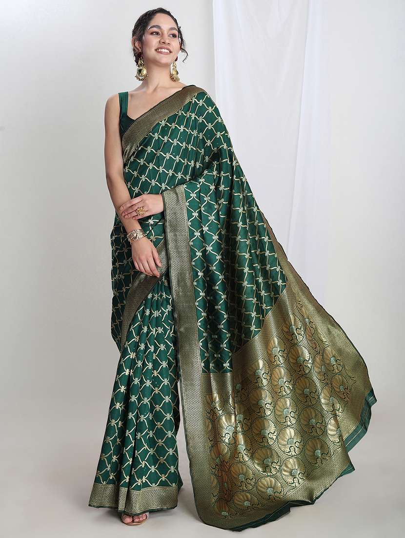 women self design banarasi saree with blouse