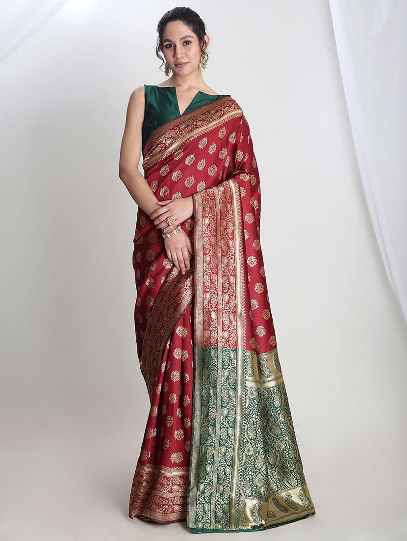 women self design banarasi saree with blouse