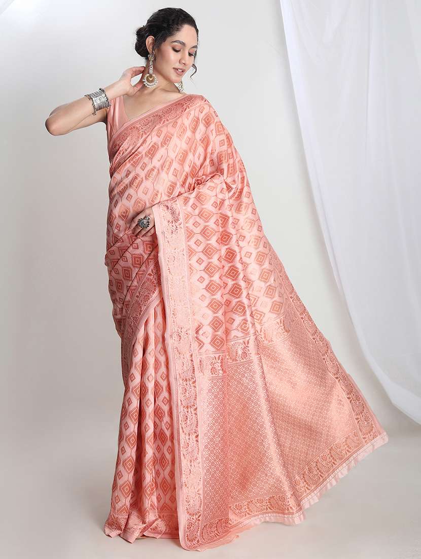women self design banarasi saree with blouse - 21978400 - Zoom Image - 0