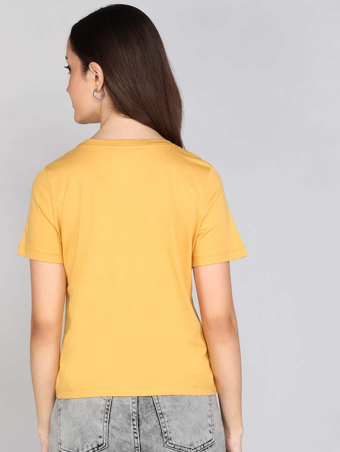 women solid short sleeve regular fit t-shirt - 21978563 - Standard Image - 2