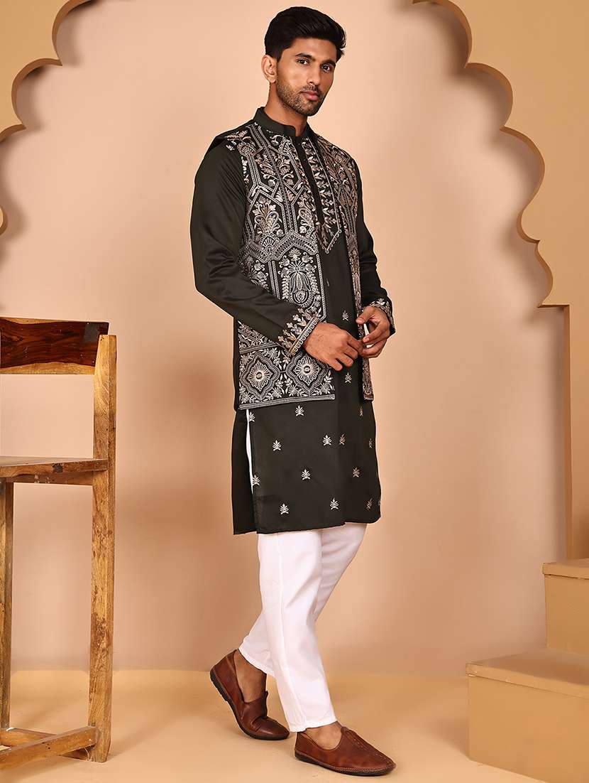 men mandarin neck kurta pyjama with jacket ethnic wear set