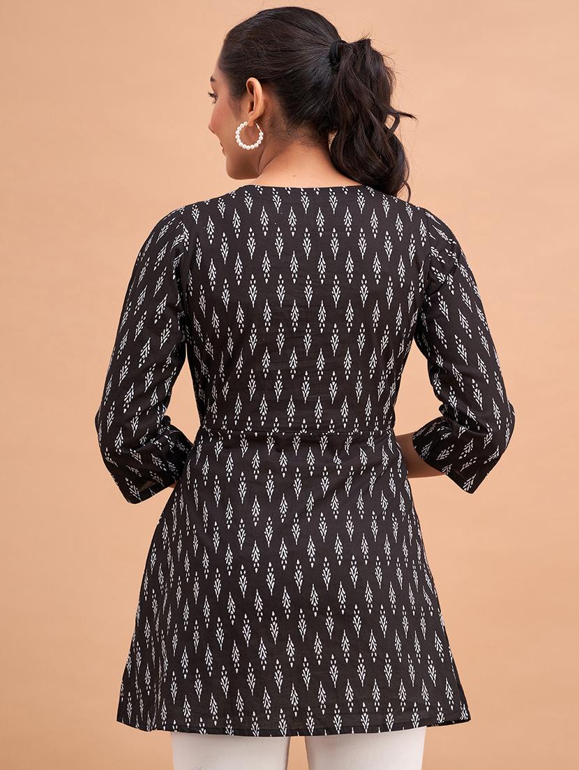 women printed three quarter sleeve angrakha kurti - 21978632 - Standard Image - 2