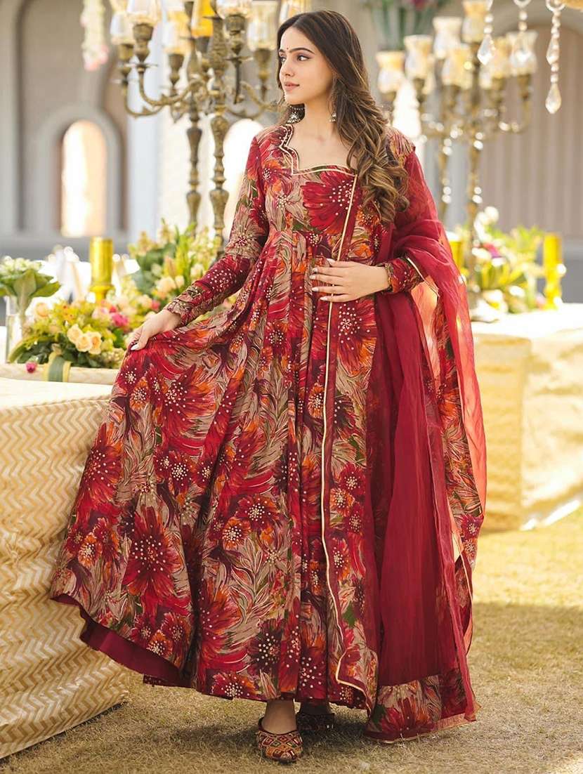 women floral printed long sleeve kurta dupatta set
