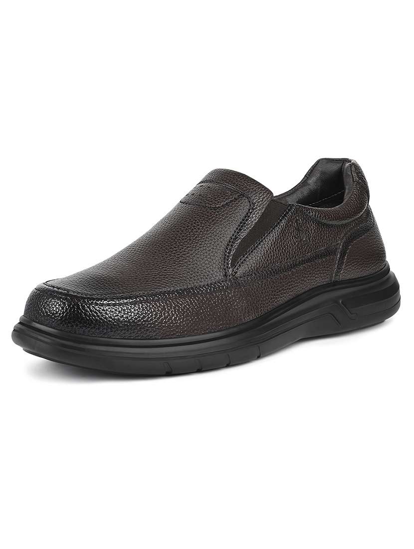 men solid slip on formal shoes - 21979016 - Standard Image - 2
