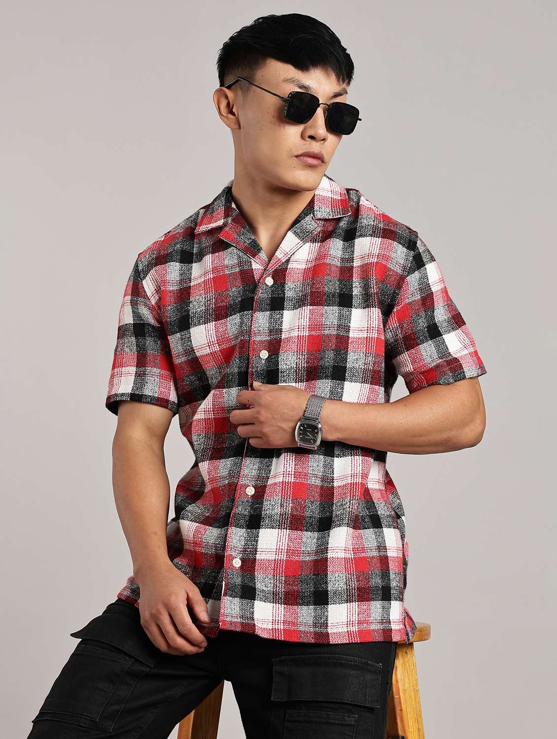 men checkered short sleeve loose fit casual shirt