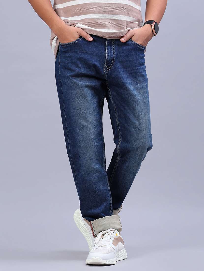 men solid mid rise tapered fit jeans