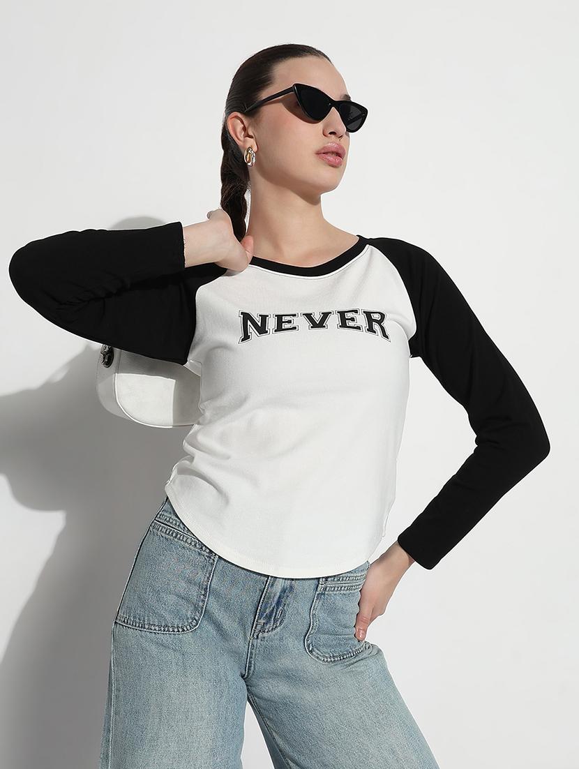 women color blocked long sleeve t-shirt - 21979982 - Zoom Image - 0