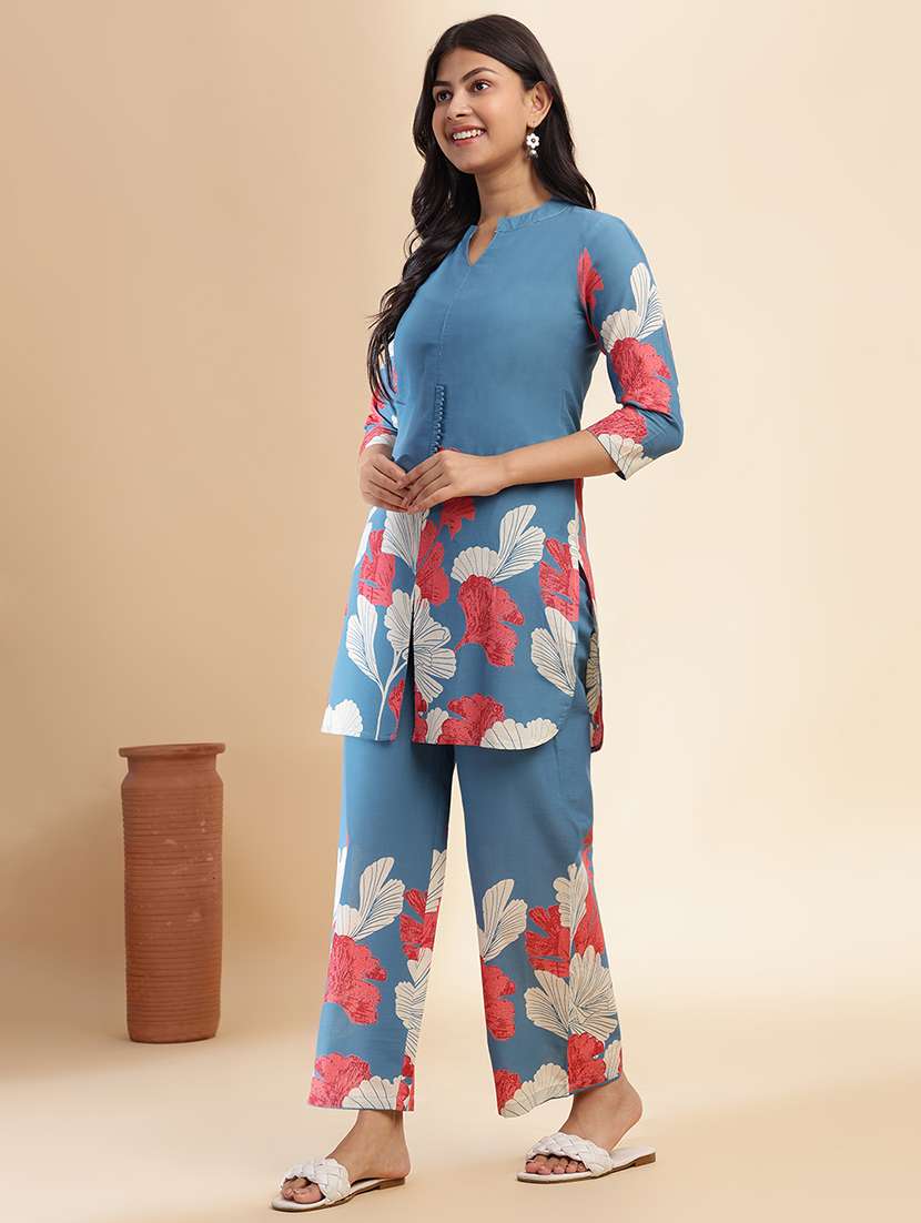 women printed three quarter sleeve ethnic co-ord set - 21980062 - Standard Image - 2
