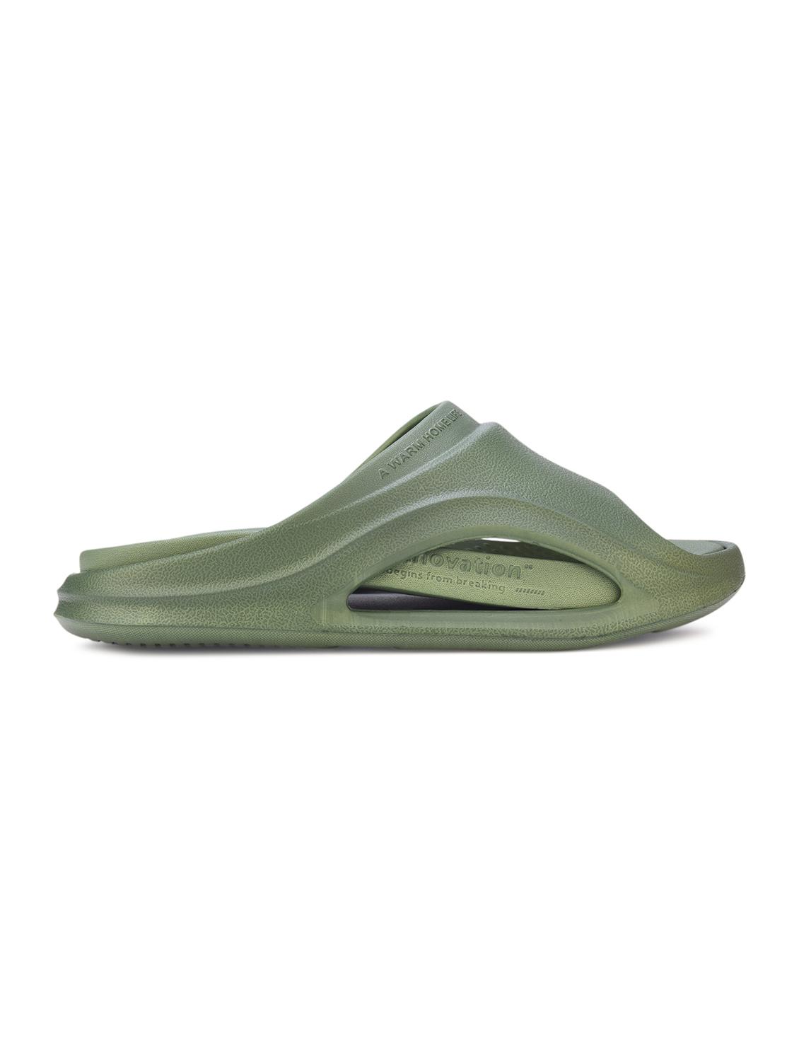 men olive solid slider - 21980071 - Standard Image - 2