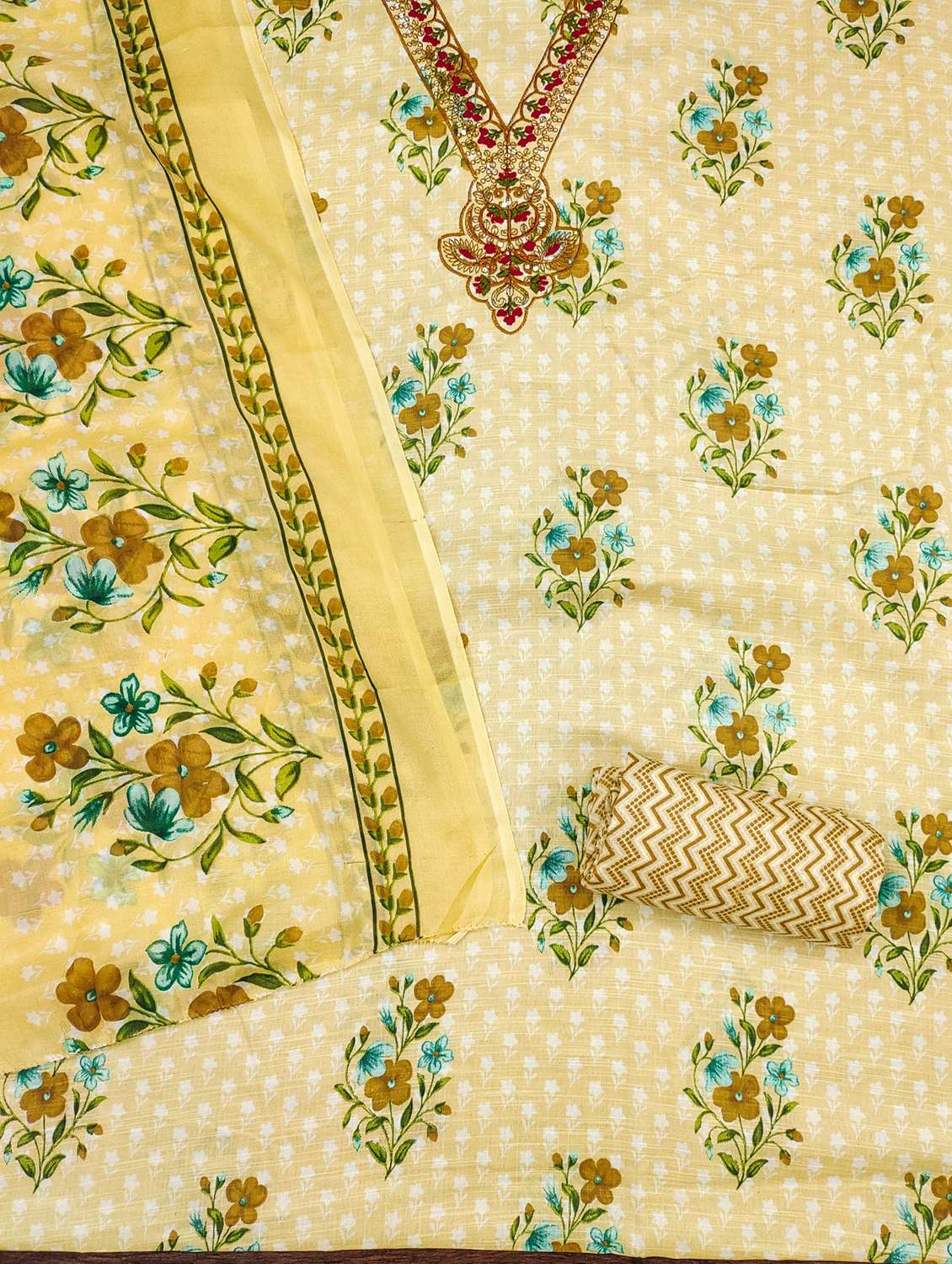 women floral embroidered unstitched suit set - 21980350 - Standard Image - 2