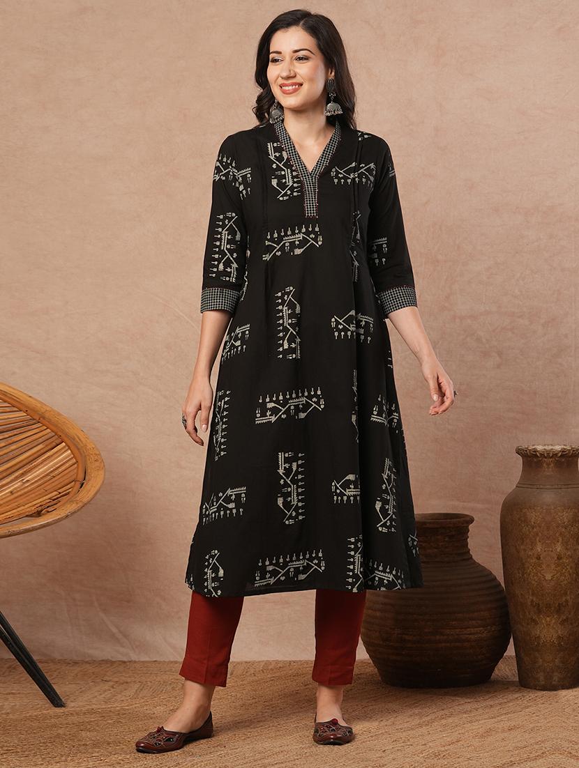 women black printed a-line kurta with pocket - 21980939 - Zoom Image - 0