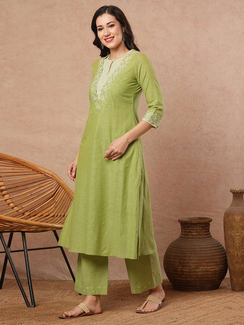 women embroidered kurta and palazzo set - 21980945 -  Standard Image - 2
