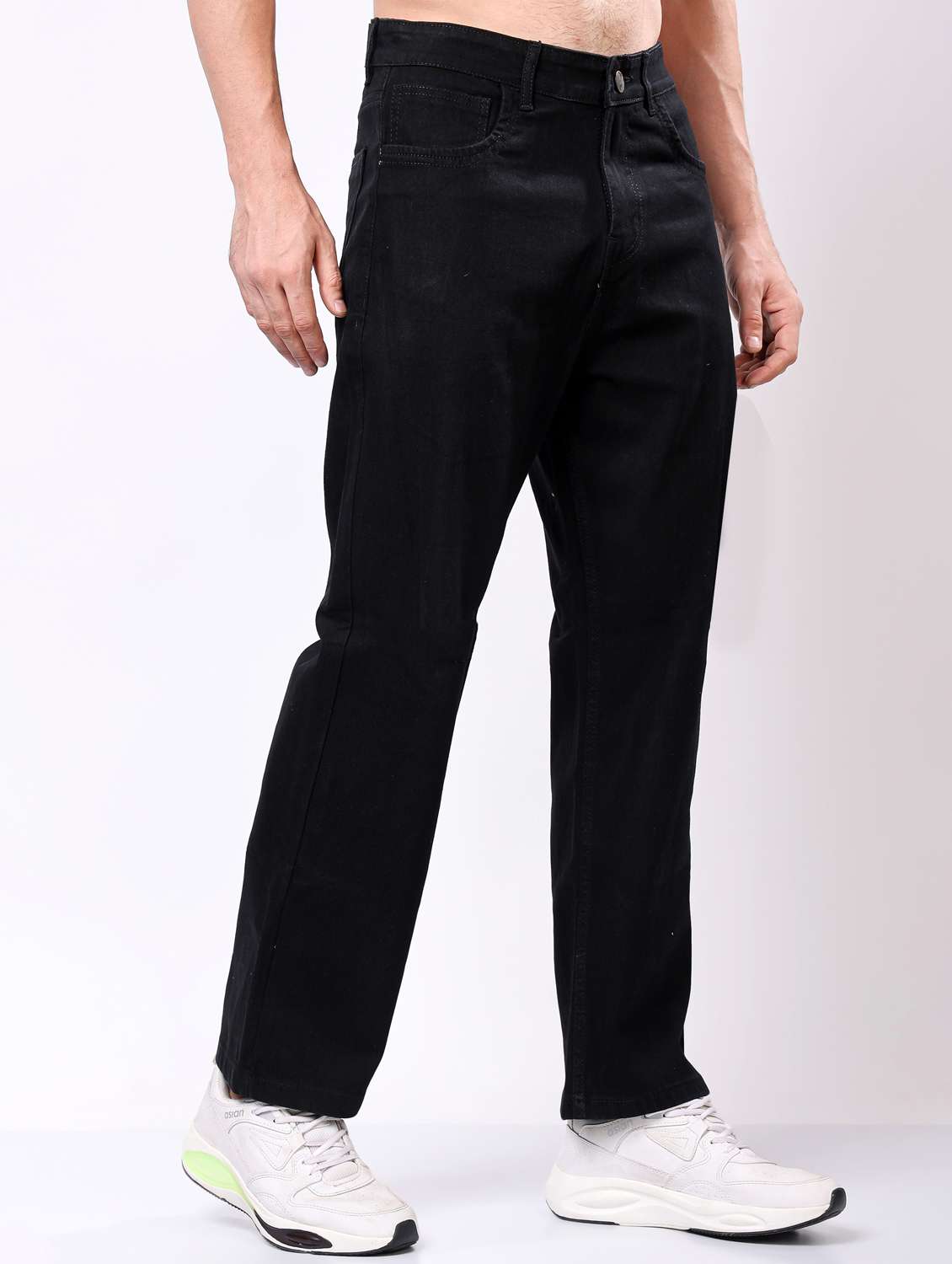 men solid mid rise bootcut jean