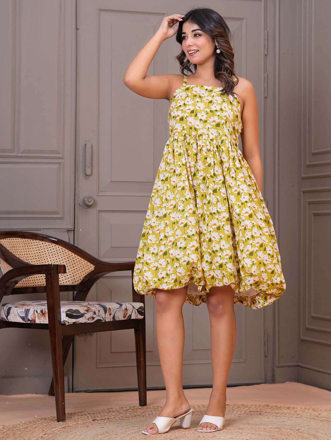 women floral print shoulder strap ballon dress