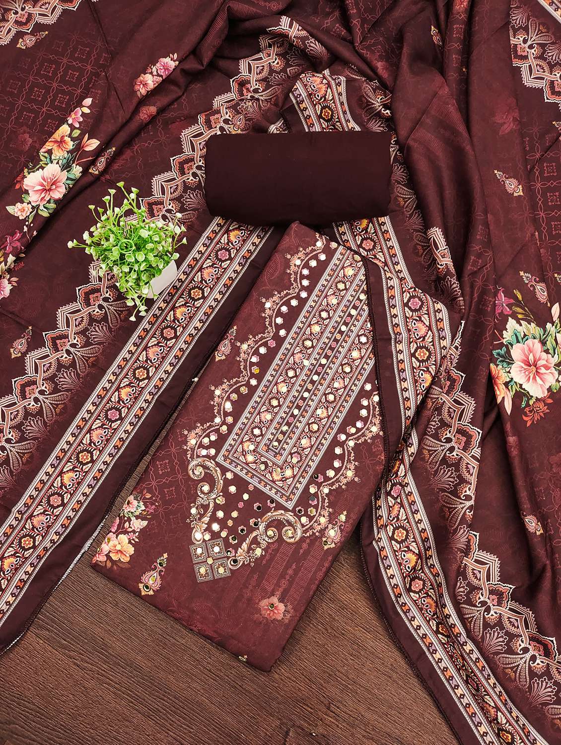 women floral print unstitched suit set - 21981295 - Zoom Image - 0