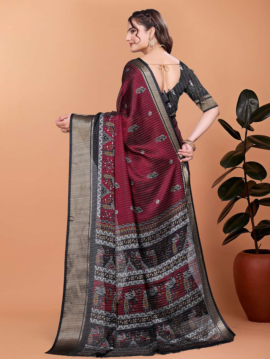 women printed bordered saree with blouse - 21981476 -  Standard Image - 2