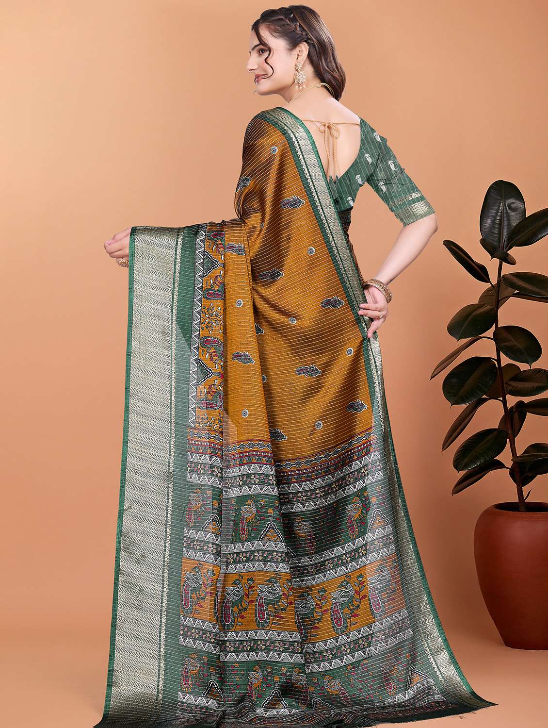 women printed bordered saree with blouse - 21981479 -  Standard Image - 2