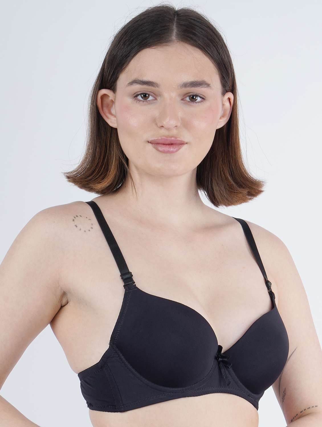 women black solid underwierd push up bra - 21981505 -  Standard Image - 2