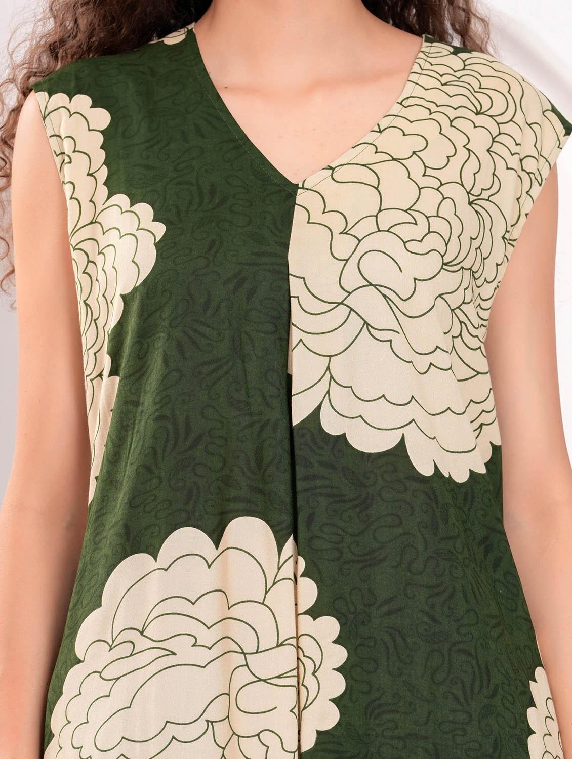 women printed sleeveless kurta and pant set - 21981594 - Standard Image - 2