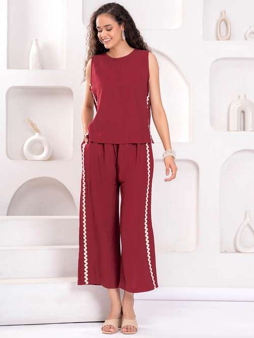 women solid sleeveless top and trouser co-ord set