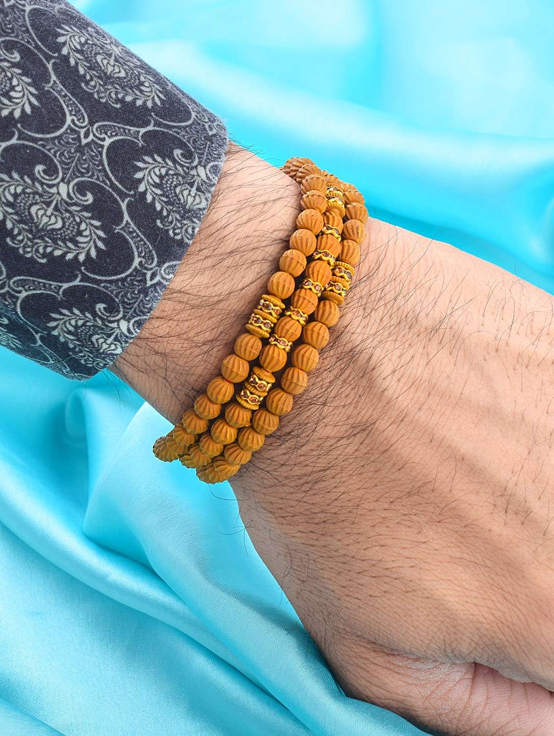 pack of 3 tulsi and rudraksh rakhi set - 21981745 - Standard Image - 2