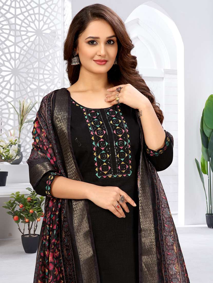 women three quarter sleeve kurta pant with dupatta set - 21981851 - Standard Image - 2
