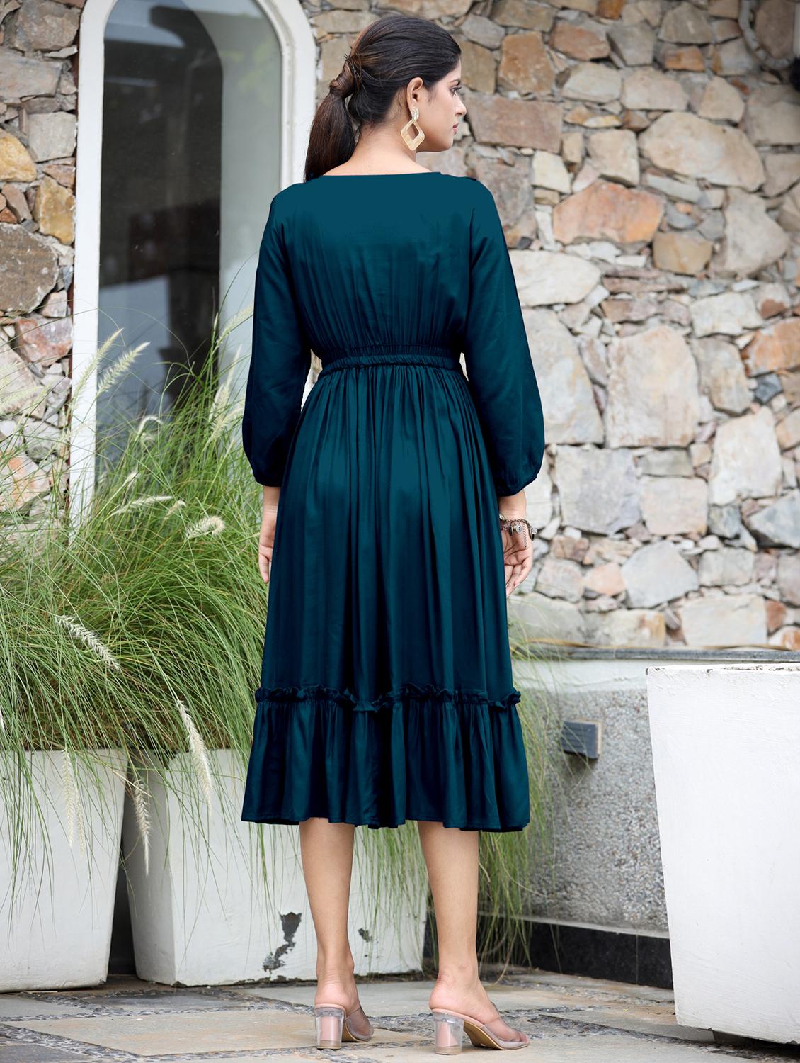 women solid puff sleeve tiered dress - 21982108 - Standard Image - 2