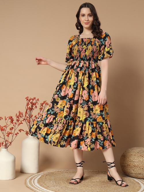 women printed puff sleeve tiered dress - 21982129 - Standard Image - 0